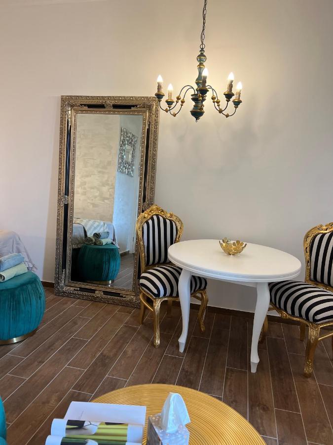 La Dolce Vita Luxury Ii With Best Free Private Parking In Center Pula
