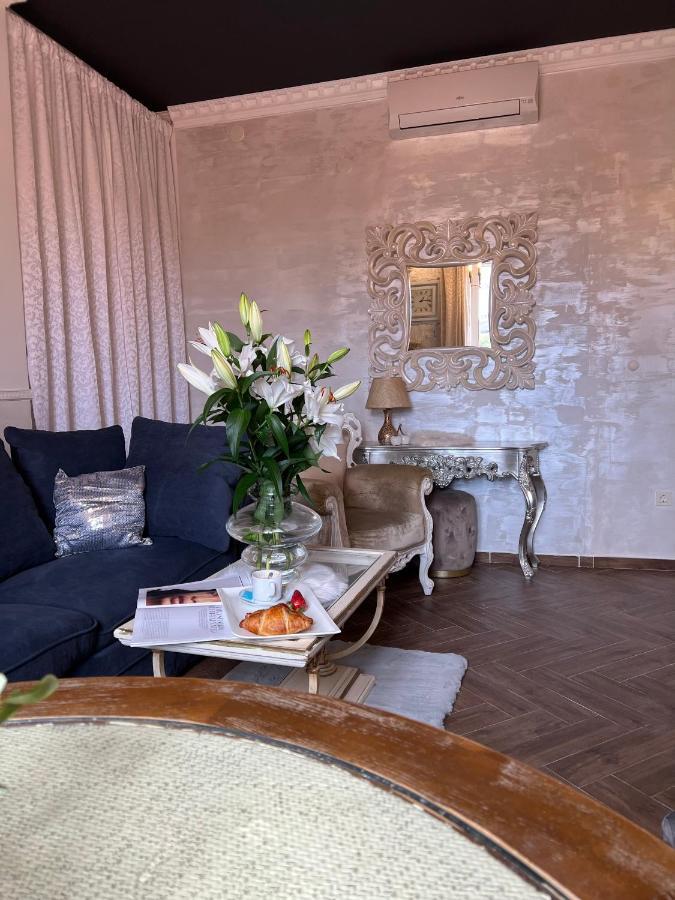 La Dolce Vita Luxury Ii With Best Free Private Parking In Center